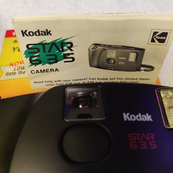 Kodak Star 635 DX Wind 35MM Camera, with Manual and Case - Picture 13 of 16